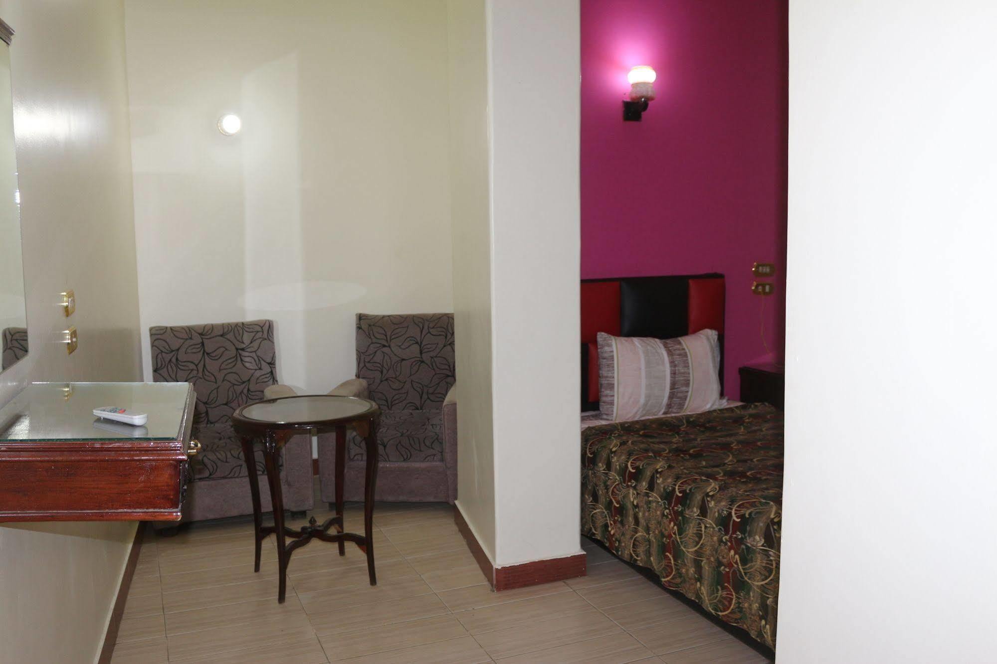 Nuba Nile Hotel 阿斯旺 外观 照片