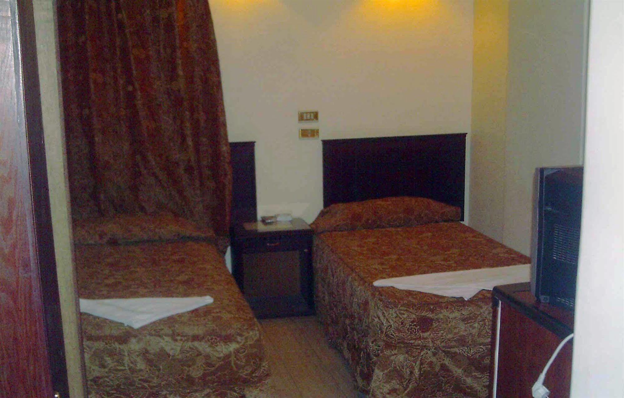 Nuba Nile Hotel 阿斯旺 外观 照片